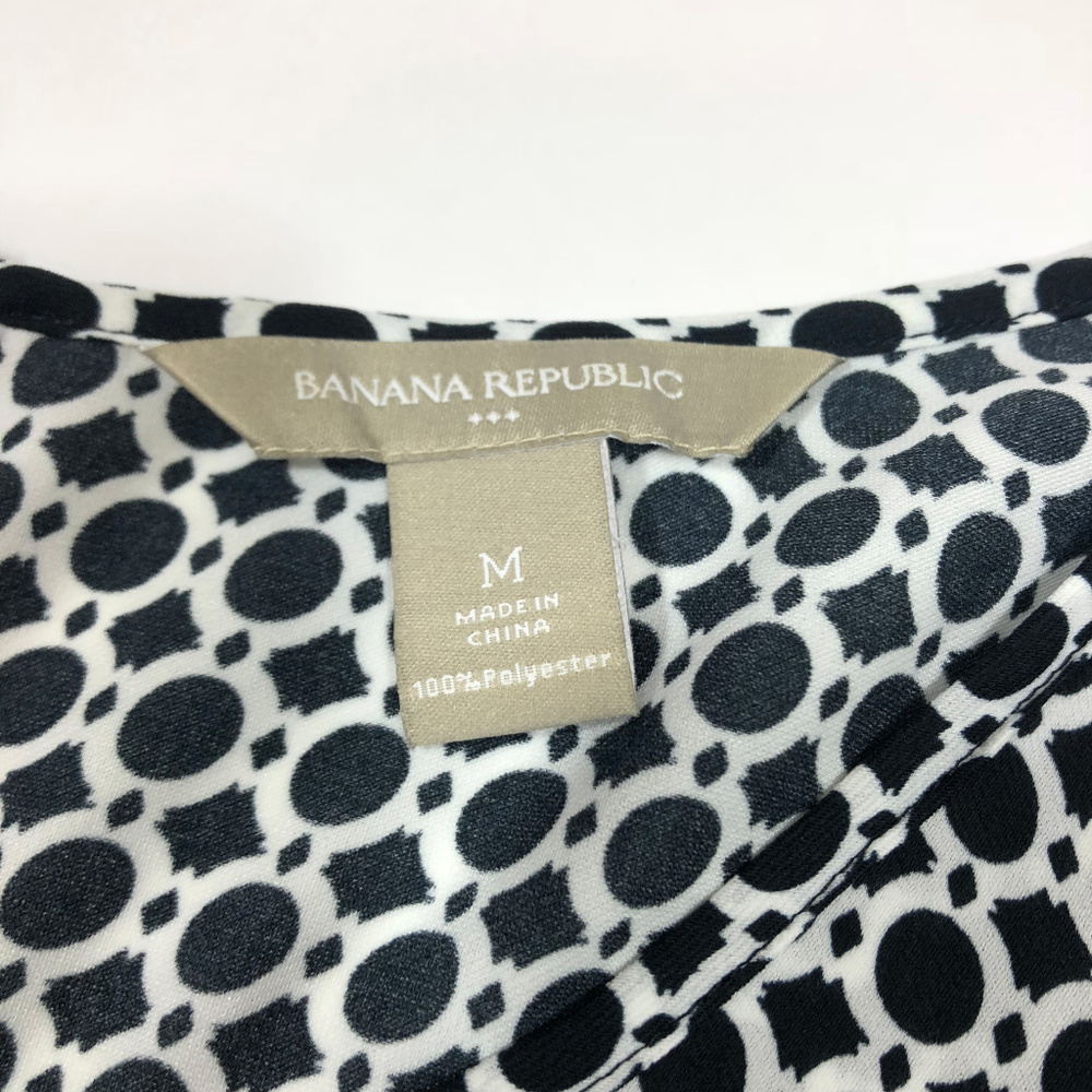 Banana Republic Black & White Geometric Sleeve Top - Picture 3 of 4